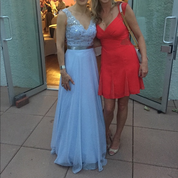 BCBG max and Cleo, red dress, size 6 - Picture 2 of 2